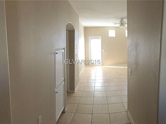 4th image of 10375 Tranquil Breeze St