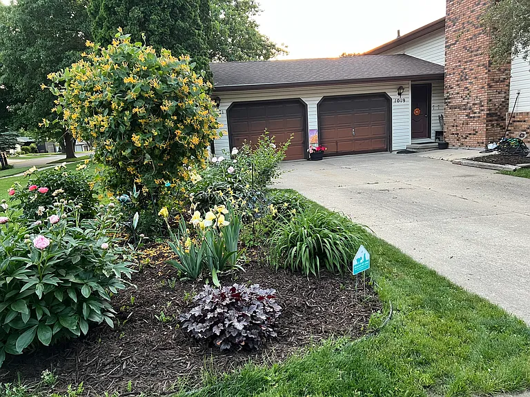 1021 Warwick Dr #U — Photo 2