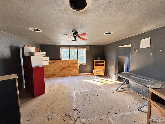 8th image of 816 N Burtschi St