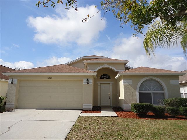 1st image of 3823 Lockridge Dr