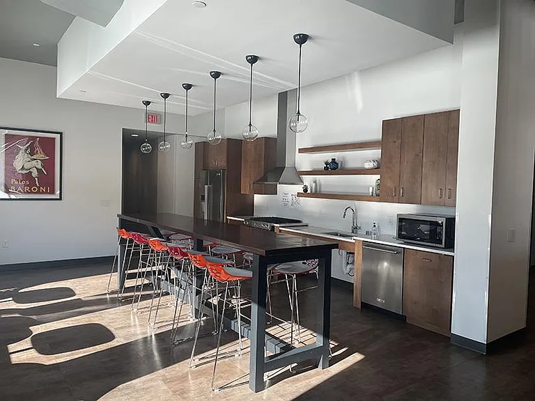 811 S Washington Ave. — Photo 5