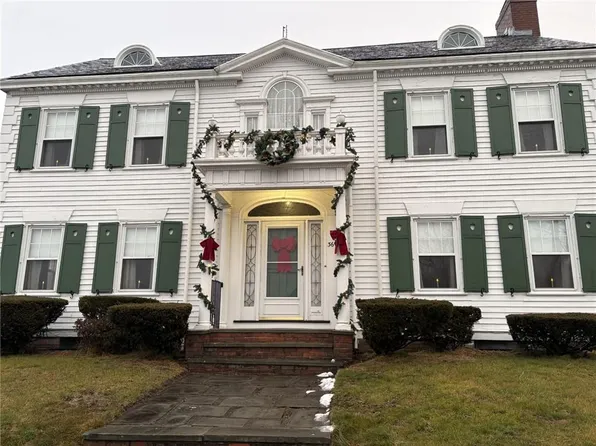 36 Underwood St, Pawtucket, RI 02860