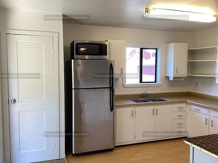 722 Liberty Rd — Photo 11
