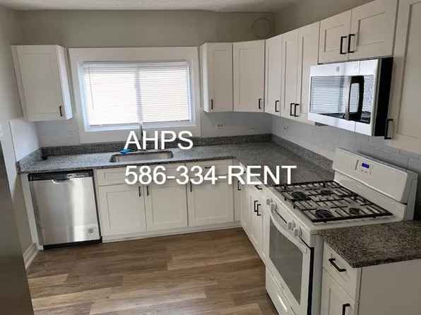 411 W Maxlow Ave, Hazel Park, MI 48030