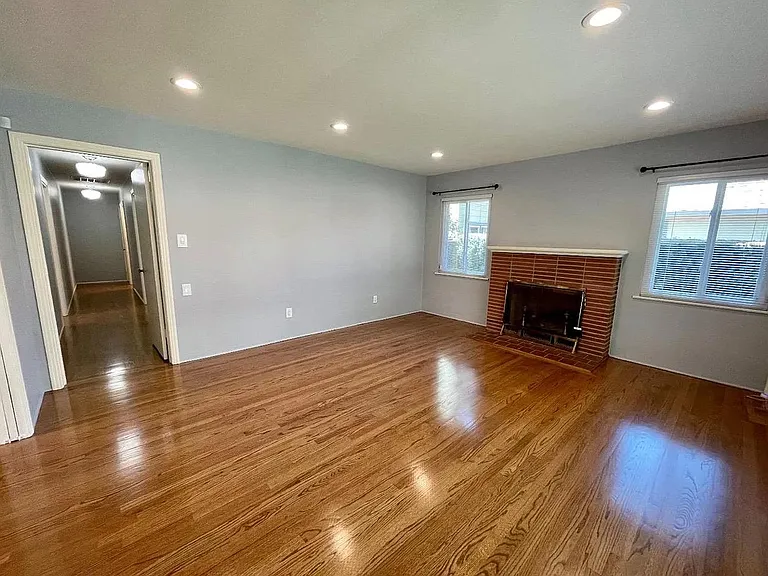 621 S 13th St — Photo 7