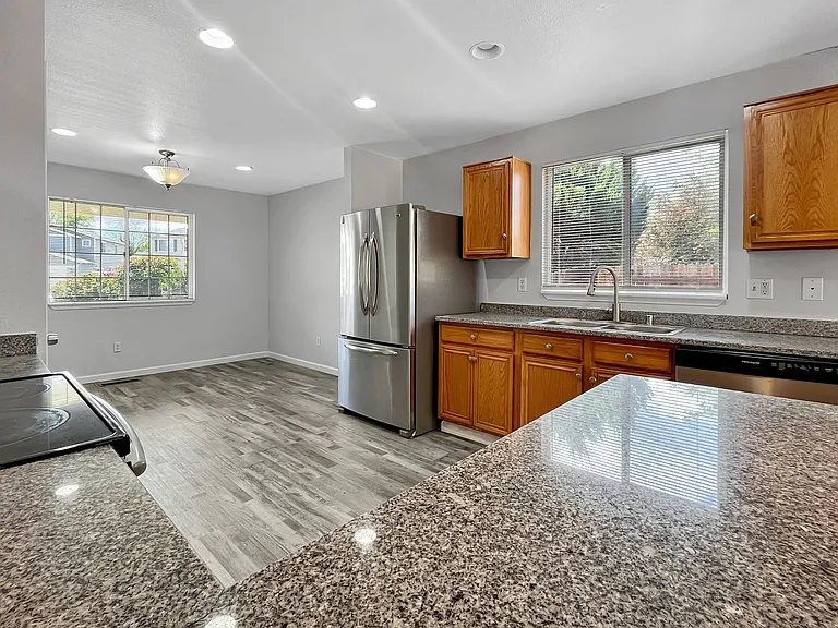 10025 Shooting Star Ct — Photo 4