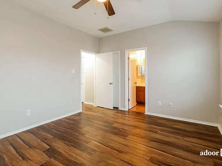 9722 Dusty Ridge Ln — Photo 12
