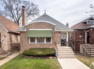 10041 S Calumet Ave, Chicago, IL