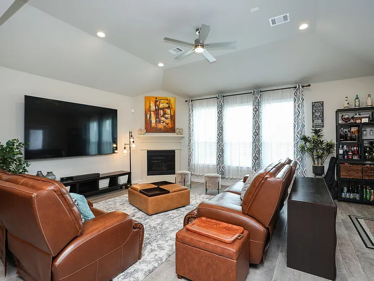 5511 Gothic Oak Dr — Photo 8