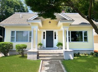 4 Oakland Ter, Darien, CT 06820