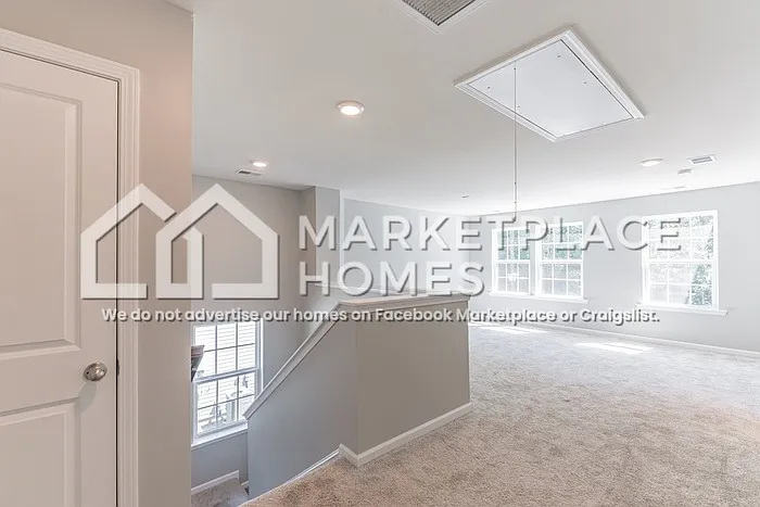 120 Caleb Ct — Photo 11