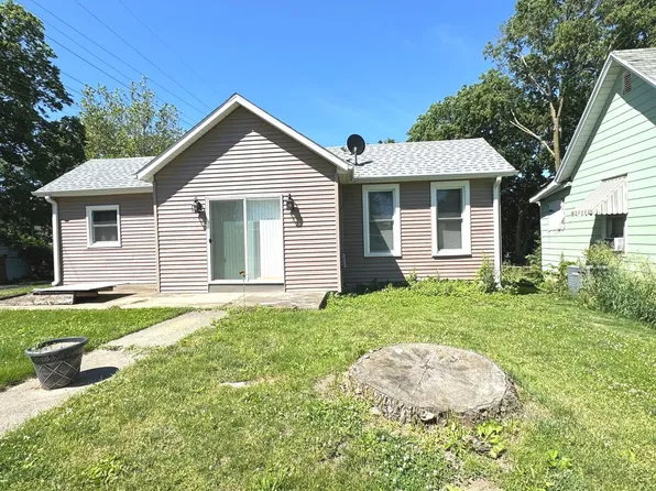 823 College Ave, Dixon, IL 61021