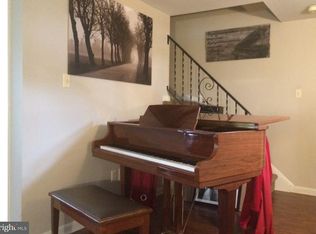 405 Farnsworth Ave, Bordentown, NJ 08505