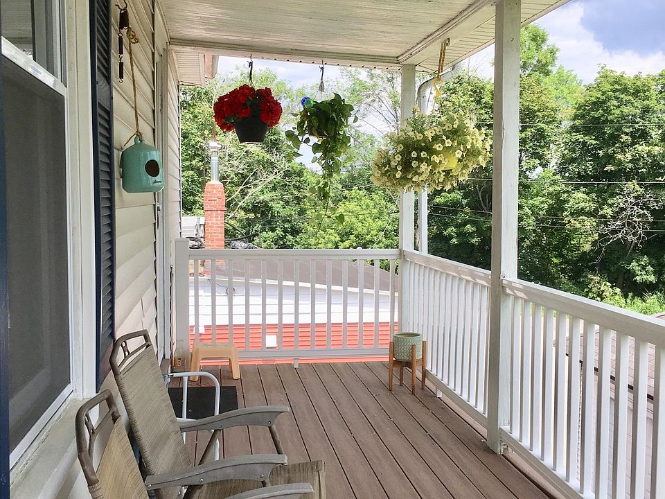 1st image of 319 Jefferson Ave #2