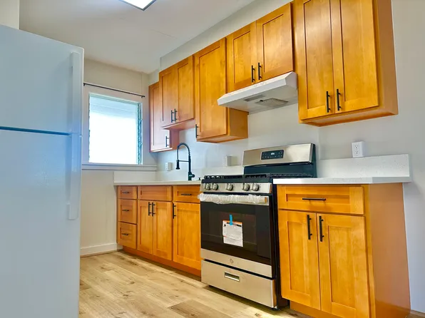 720 Kamoku St APT B, Honolulu, HI 96826