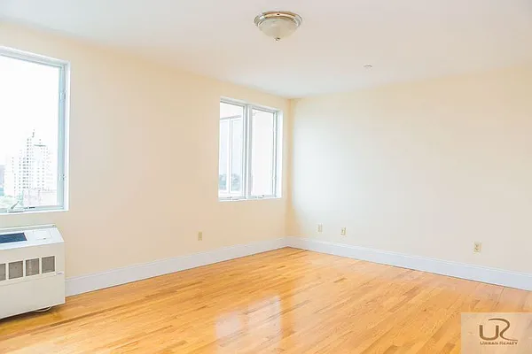 Rented by Urban Realty NYC | media 27