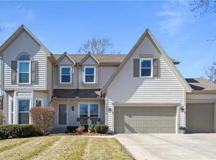 13930 S Brougham Dr, Olathe, KS 66062