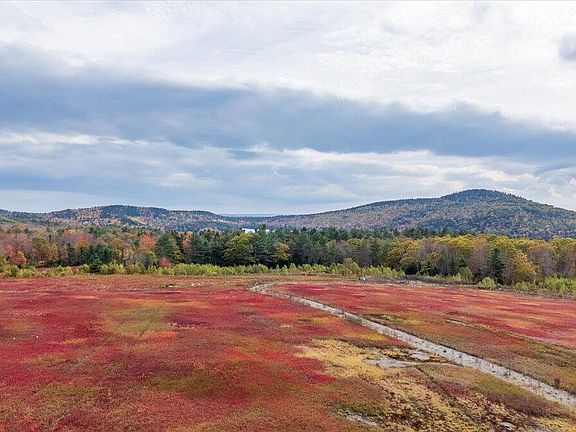 2nd image of 423 Beech Hill Road