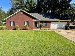740 Oak St, Madisonville, KY 42431