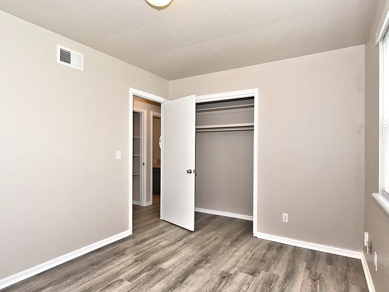 1645 S 128th East Ave — Photo 8