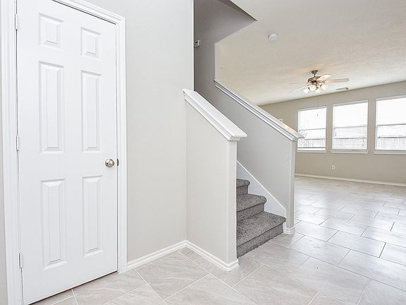 4th image of 5619 Stonecloud Ln