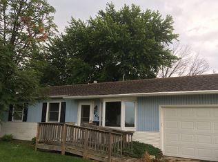 607 S 9th St, Rochelle, IL 61068