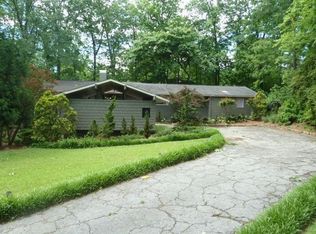 204 Montclaire Cir, Vestavia Hills, AL 35216