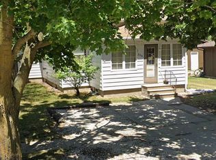 306 4th Ave, Livermore, IA 50558
