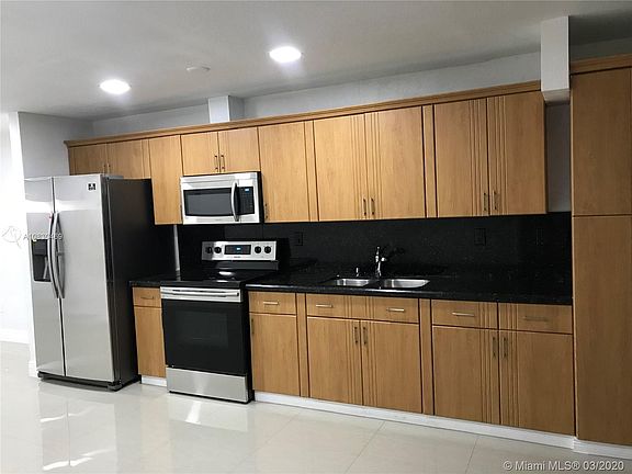 4th image of 9632 Grand Canal Dr #1