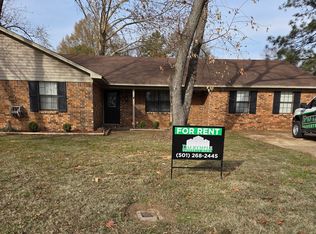 4 Kerrie Cir, Searcy, AR 72143