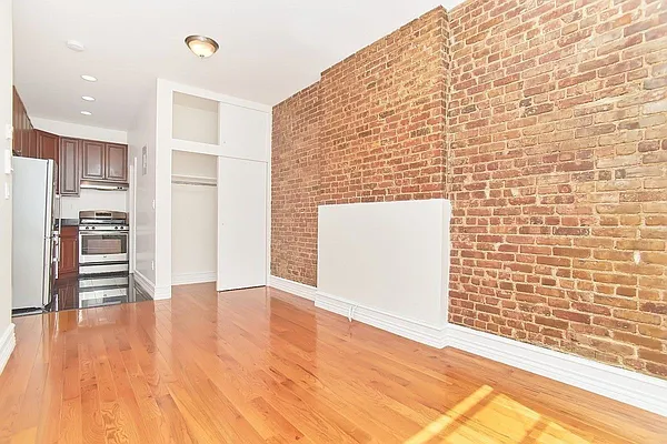 Rented by Living New York | media 4