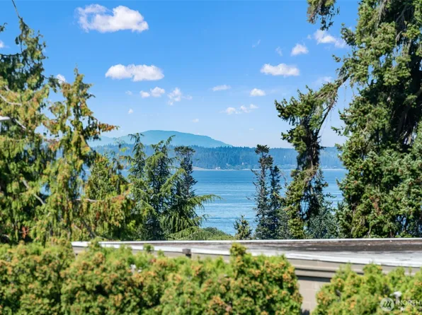 500 Elm Way #34, Edmonds, WA 98020