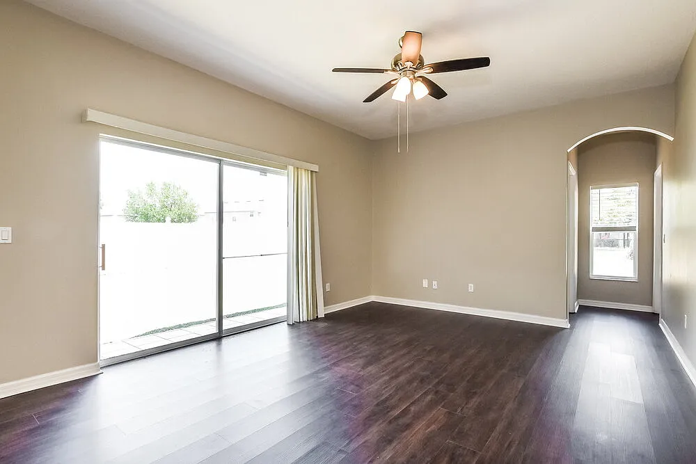 4 bed, 3.0 bath, 2260 sqft, $3,190 — Photo 4