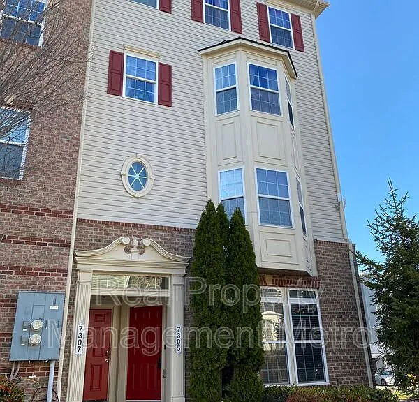 7305 Elkridge Crossing Way — Photo 1