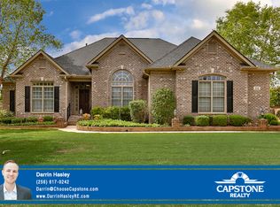132 Redcliffe Dr NW, Huntsville, AL 35806