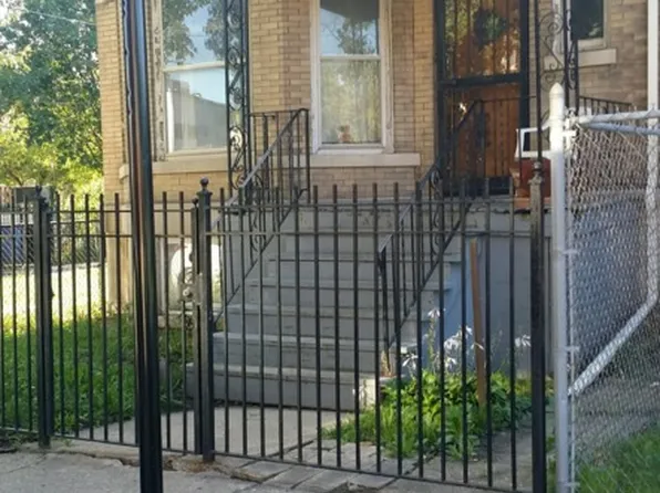 122 N Kilbourn Ave, Chicago, IL 60624