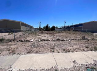 805 Monterrey St, Carlsbad, NM 88220
