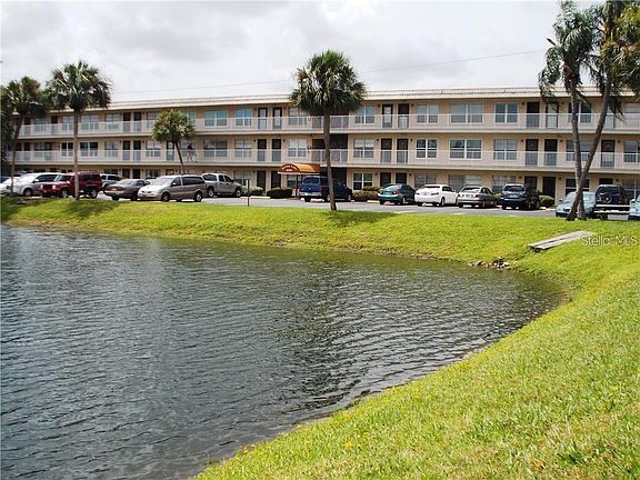 4th image of 6400 46th Ave N APT 209