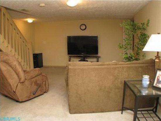 2nd image of 4119 Meadowleigh Way