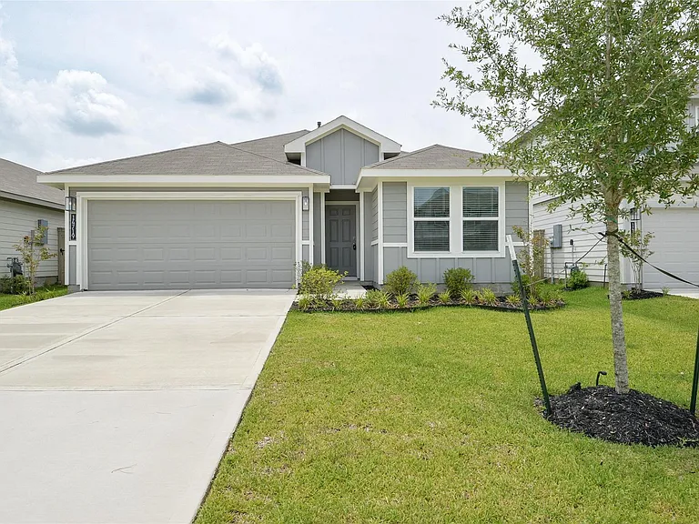 14719 Evergreen Orchards Ln — Photo 1