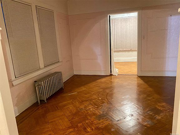 5th image of 115-02 209th St