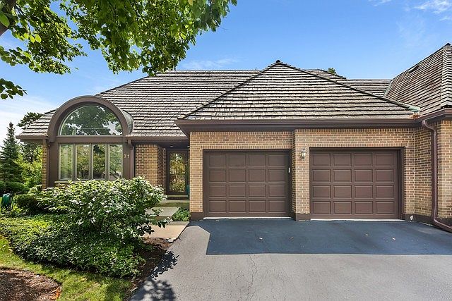 1st image of 71 Brookview Ct #41