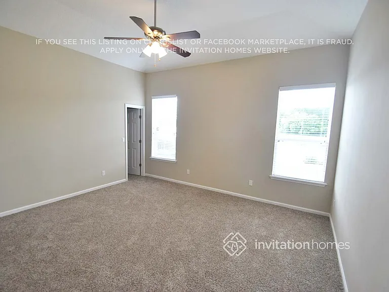 9260 Prosperity Lake Dr — Photo 7