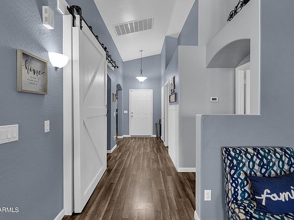 3rd image of 7208 S 44TH Lane