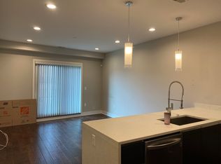 117 Spring Garden St., Philadelphia, PA 19123