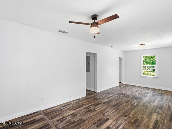 5th image of 7060 MARVIN Avenue
