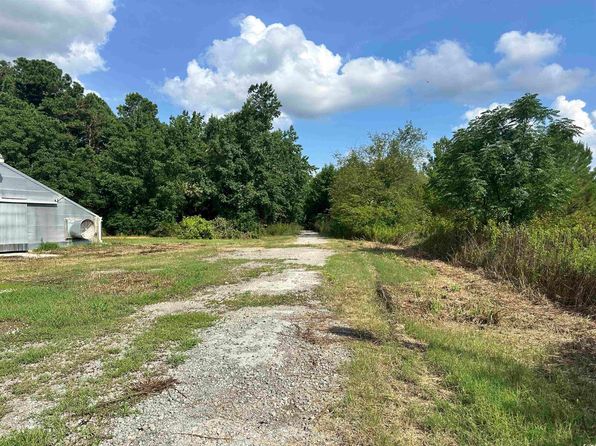 100 Lulu Ln., Bennettsville, SC 29512