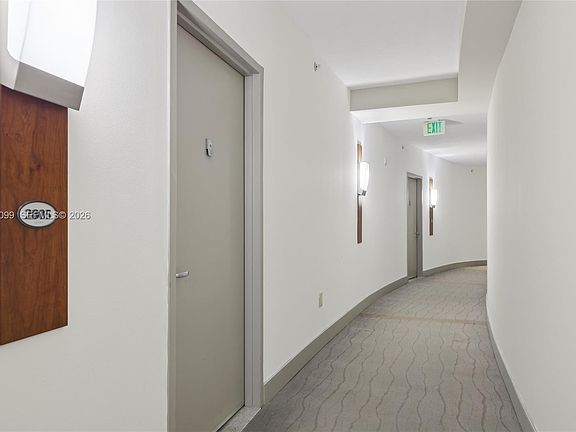 4th image of 1750 N Bayshore Dr #2805
