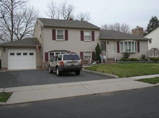 136 W Elmwood Dr, South Plainfield, NJ 07080
