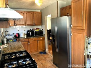 30 Bond St, Somerville, MA 02145